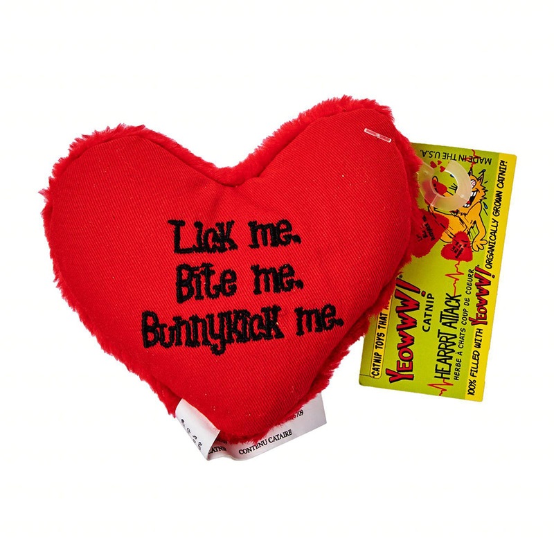 Yeowww! Hearrrt Attacks – Lick Me Bite Me Bunnykick Me